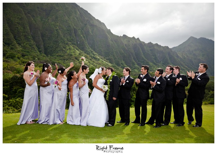 Oahu photographers wedding beata hawaii rightframe