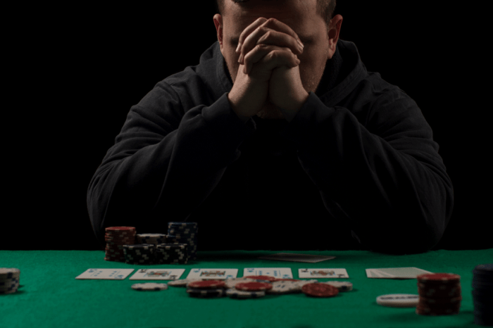 Gambling addiction spielkarten sucht gemacht wort addictions behavioural disease substance overcome